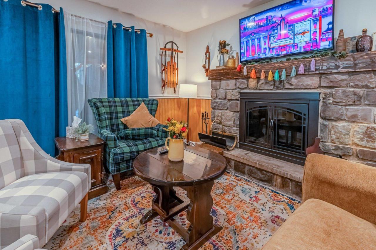 Poconos Ski Retreat With Sauna, Hot Tub, And Game Room Lake Harmony Exteriör bild